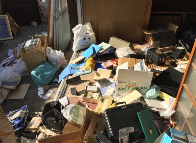 稲沢市で遺品整理‧ゴミ屋敷清掃‧⽣前整理を 検討されている⽅へ