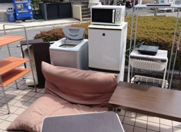 愛西市で遺品整理‧ゴミ屋敷清掃‧⽣前整理を 検討されている⽅へ